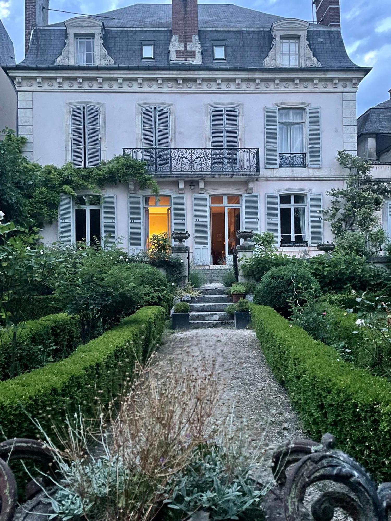 Belle Fontaine Hotel Bourges Luaran gambar